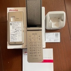 F-41C docomo arrows ケータイ 未使用に近い