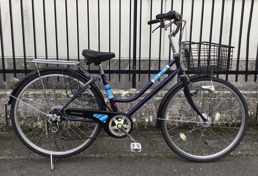 ＜整備・良品＞シティサイクル26インチ自転車・シマノ外装6段変速 LEDオートライト 鍵付き ※カゴは新品です。