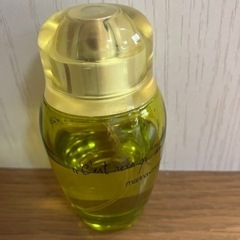 【中古品】可愛いボトルの香水お譲りします。