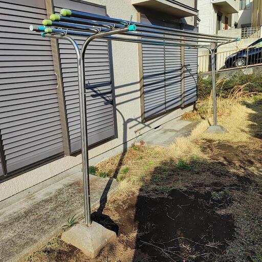 【横浜自宅引取限定】【即引渡し】物干し台 物干し竿6本 ※まずは車で運べるかどうかよく考えてからお問い合わせお願い致します！
