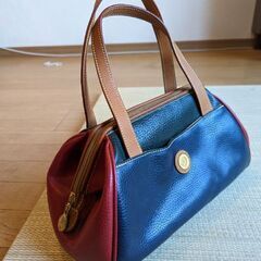 ⭐大！値下げ⭐　🇨🇵トリコロールカラー　バッグ👜