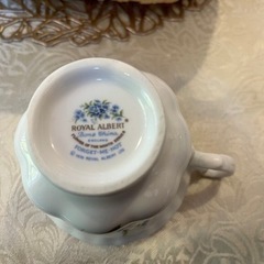 【ロイヤルアルバート】FLOWER OF THE MONTH カップ&ソーサー1-12月セット