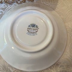 【ロイヤルアルバート】FLOWER OF THE MONTH カップ&ソーサー1-12月セット