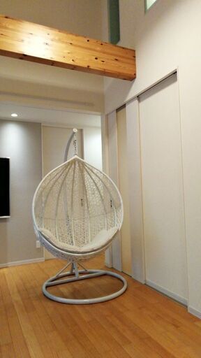 白いハンギングチェア　埼玉県内無料配送