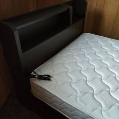 フランスベッド製　シングルベッド