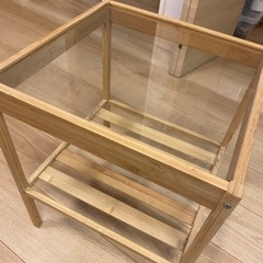 IKEA ミニガラステーブル