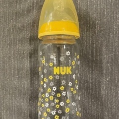 【ほぼ未使用】NUK 哺乳瓶　240ml ガラス