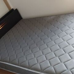 値下げしました※ダブルベッド(マットレス付)売ります