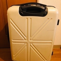 白スーツケース(4月8日までに取りに来てくれる方限定)
