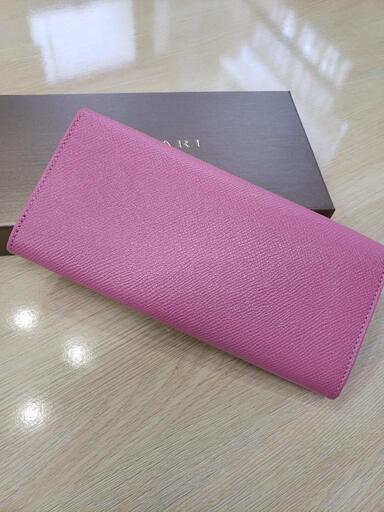 【未使用品】ブルガリ 財布 ピンク