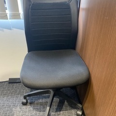 椅子　オフィスチェア　６つ