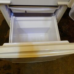 131# SHARP中古冷蔵庫 SJ-D14F-W 2019年製 137L