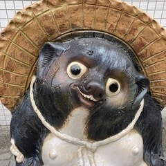 大きな信楽焼のたぬき　狸　置物　インテリア　縁起物　レトロ