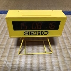 SEIKO お洒落な目覚まし置き時計　