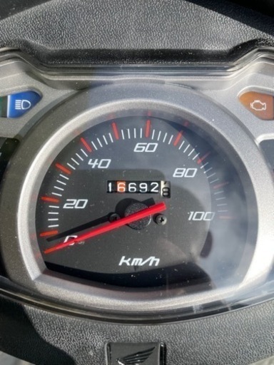 ホンダ　リード110  ヘルメット2個付き　＊お話中 ホンダ リード110 ヘルメット2個付き ＊お話中