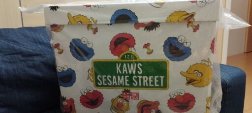 KAWS ユニクロ セサミストリート コンプリートボックス UNIQLOおもちゃ/ぬいぐるみ