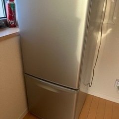 パナソニック　冷蔵庫　NR-B149W-S