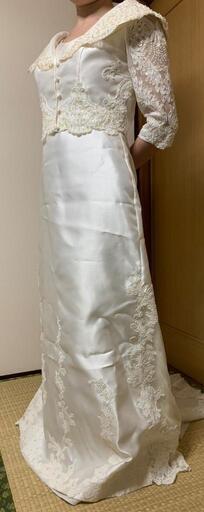 品質は非常に良い 世界の 【高価美品】ラインストーンが美しい白ドレス