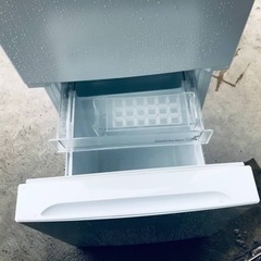 822番 ヤマダ電機✨冷凍冷蔵庫✨YRZ-F15G1‼️