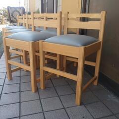 店舗椅子8脚長期在庫品未使用です決まりました