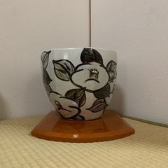 椿・大型花瓶