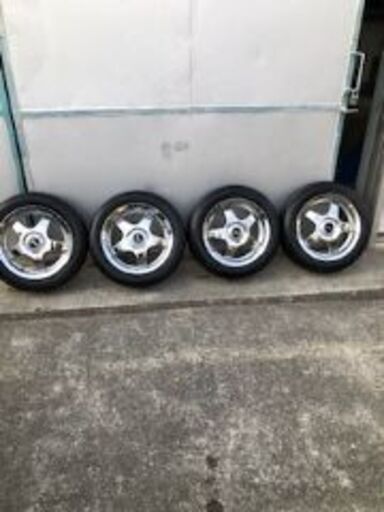 ワゴンRに履かせてました。155/65/14　5J　ガリ傷ほぼなし