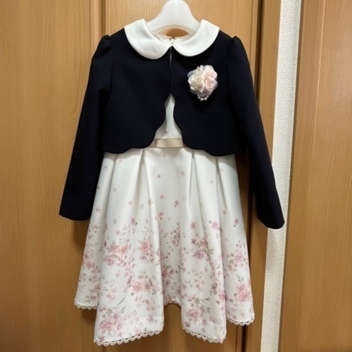 【最終値下げ】petit main花柄ワンピース