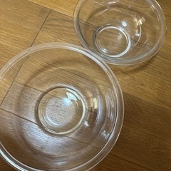 iwakiのガラス製ボウル