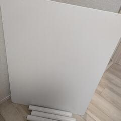 【無料】白い机