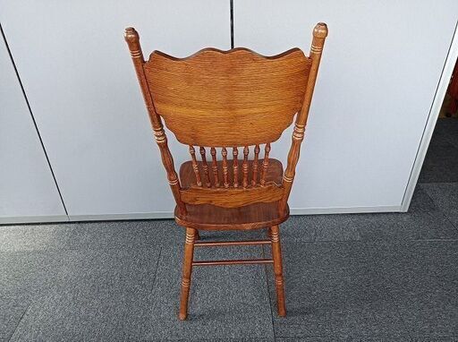 ウィンザーチェア 木彫り椅子 天然木 木製ダイニング椅子６脚セット