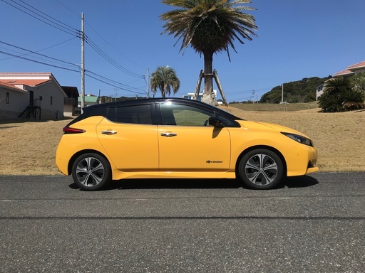 日産リーフ