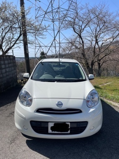 日産マーチ