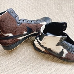 NIKE スニーカー　限定品