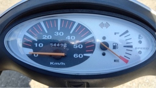 HONDA 原付 スマートディオ 銀色 メットインスクーターバイク 50cc 4