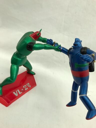 新入荷！！　ボークス 鉄人28号 対 VL2号 レジンキット　完成品