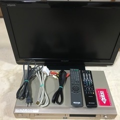 テレビ 24インチ　DVDレコーダー付き