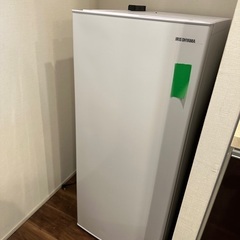 アイリスオーヤマ 冷凍庫 119L 自動霜取り機能付き メーカー...