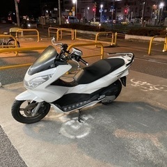 PCX125 JF56 小型バイク