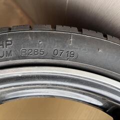 17インチ7J　4H PCD100 オフセット＋42 205/40 17