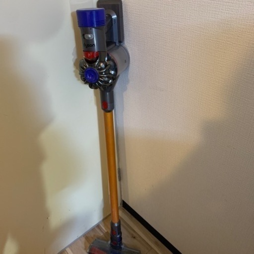 掃除機 Dyson V8 fluffy