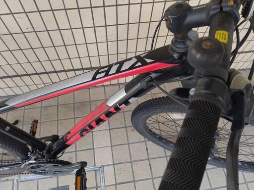 GIANT 27.5インチ マウンテンバイク フロントサス付き