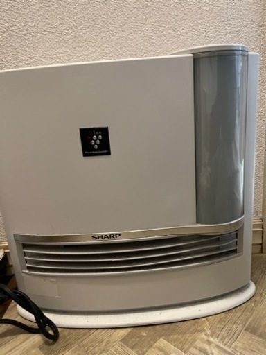 SHARP 加湿セラミックファンヒータ HX-G120-W