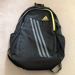 リュック　adidas