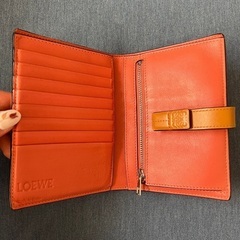 LOEW バーティカルウォレット
