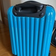 キャリーケース　機内持ち込みサイズ