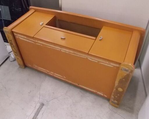 センターテーブル 幅122cm 重厚感 リビングテーブル 扉 引出付き テレビ台やサイドボードにも 家具 札幌市東区 新道東店 センターテーブル 幅122cm 重厚感 リビングテーブル 扉 引出付き