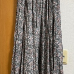 アメリカンホリック　ロングスカート　花柄　フリーサイズ 