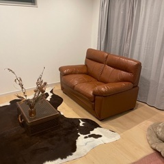 茶色レザーソファー