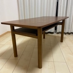 木製ミドルテーブル