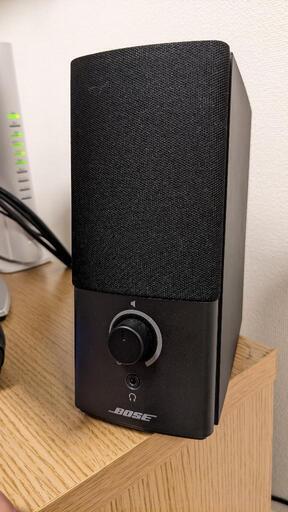 Bose Companion 2 Series III multimedia speaker system PCスピーカー 19 cm(H) x 8 cm(W) x 右:15 cm 左:14.5 cm(D)\n\n
